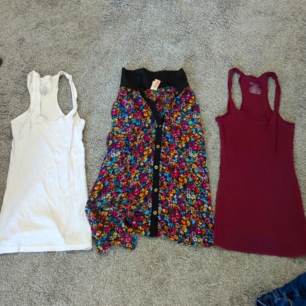 No boundaries tank top bundle t